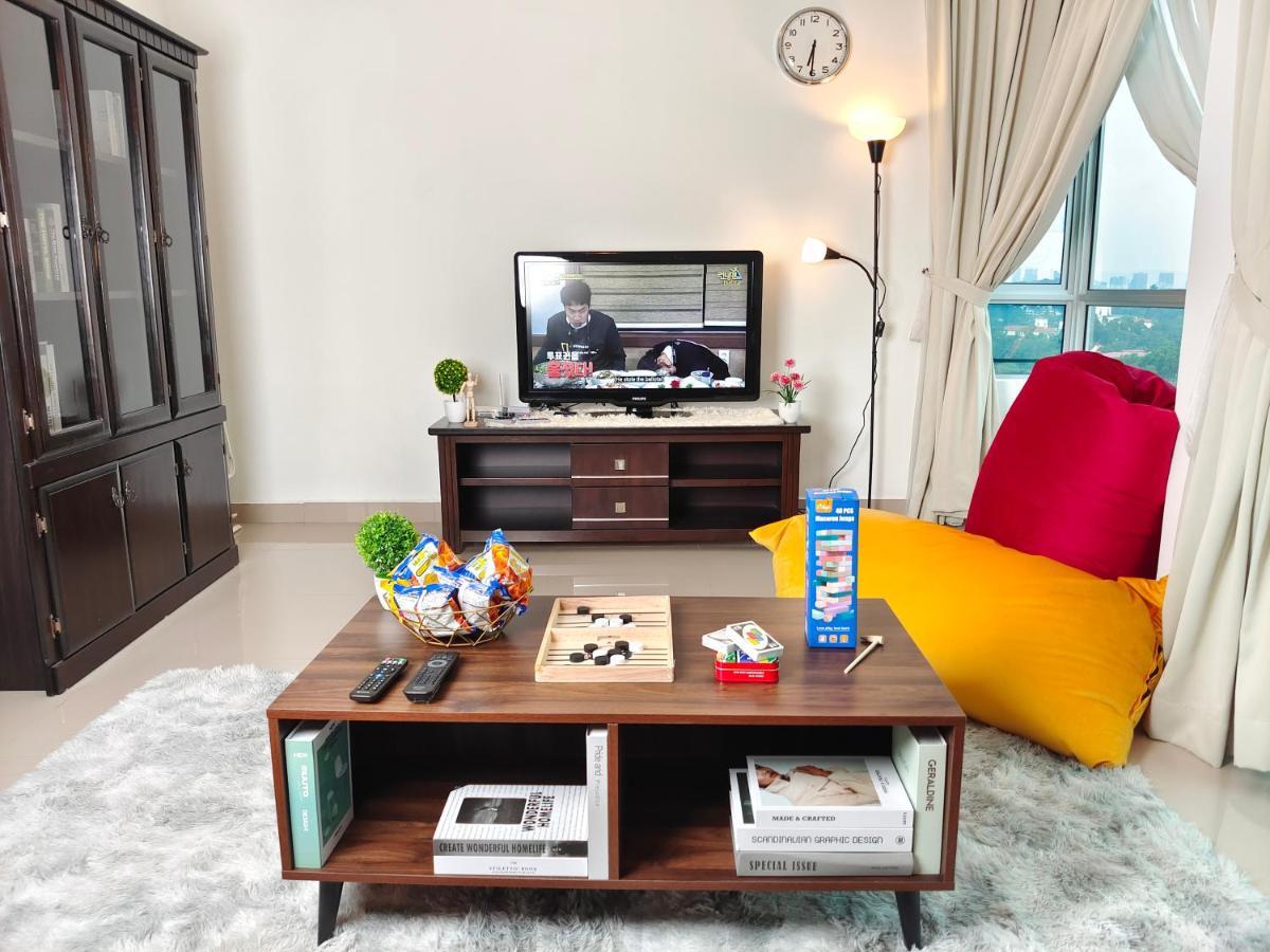 Publika Solaris Dutamas Mont Kiara Pangsapuri *